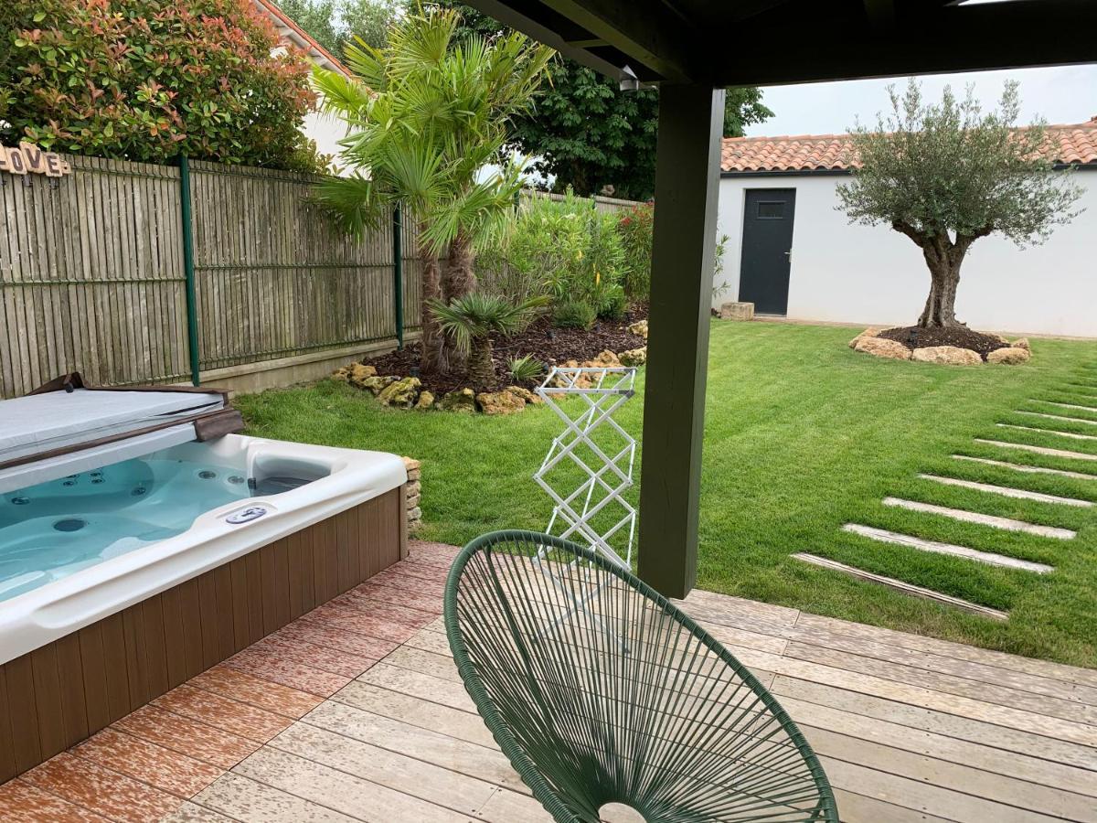 Villa Les Jardins des Brandes à La Rochelle  Extérieur photo